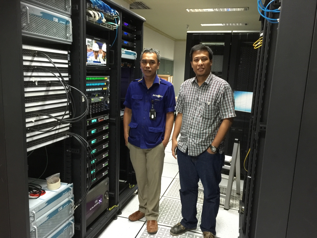 Left to right: Jaja Karjaya, Metro TV  & Nana Alamsyah, Magna Systems Engineering